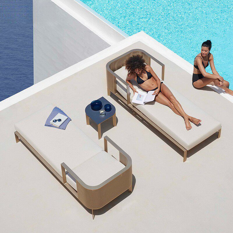 Outdoor Chairs B & B Hotel Cou - Outdoor Lighting Around Pool ulasan dan harga