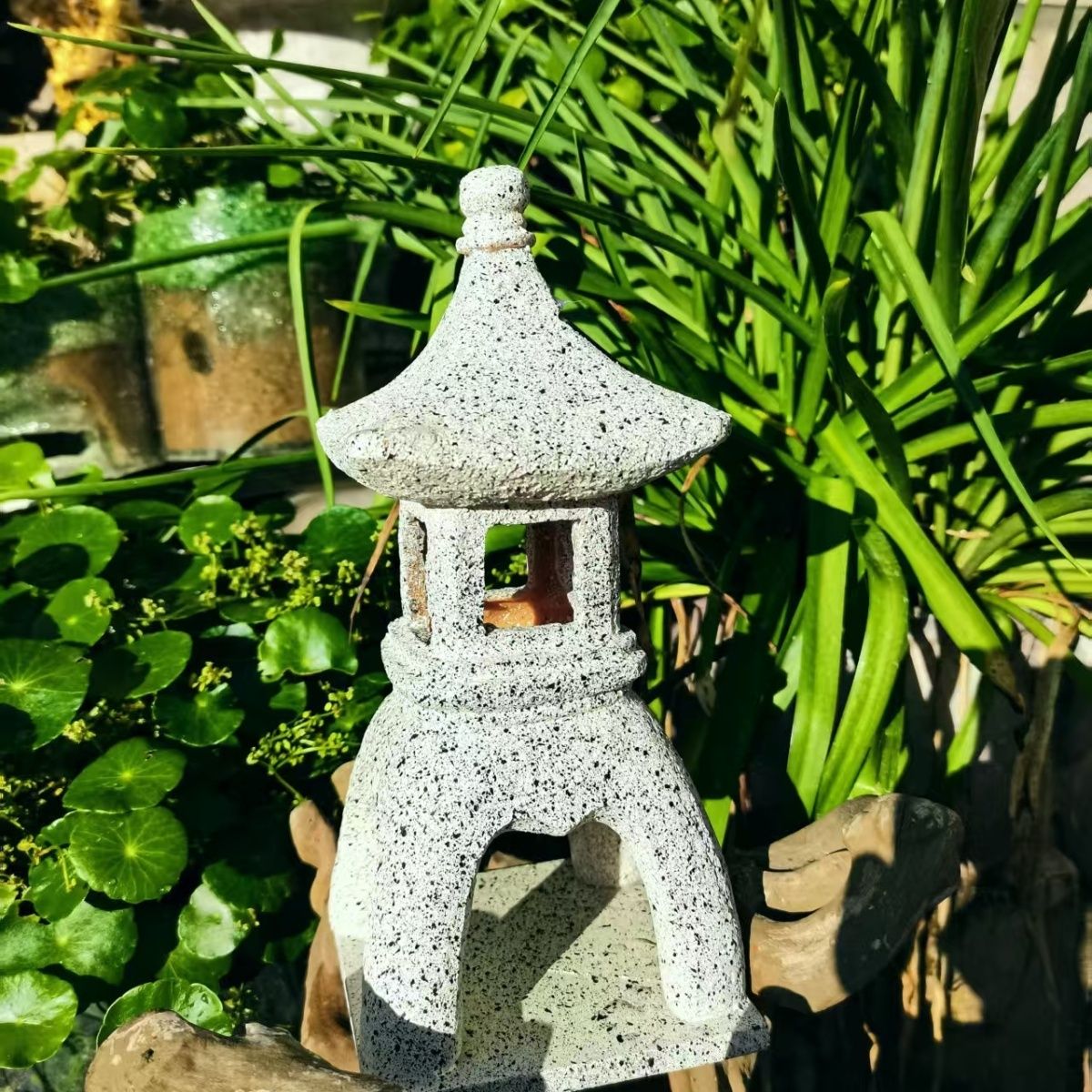 Pagoda Solar Decor Garden Ligh - Outdoor Lighting Architectural ulasan dan harga